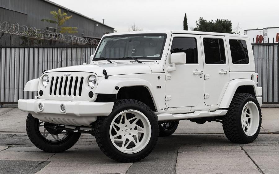 Jeep Wrangler by Diamond Autosport on Forgiato Wheels (Finestro-T) '2018